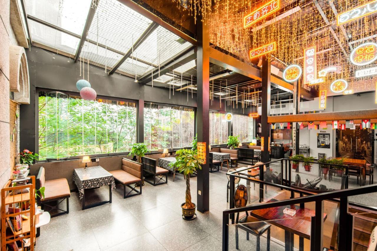Riverside International Youth Hostel阅江老院青年旅舍 Chongqing Exterior photo